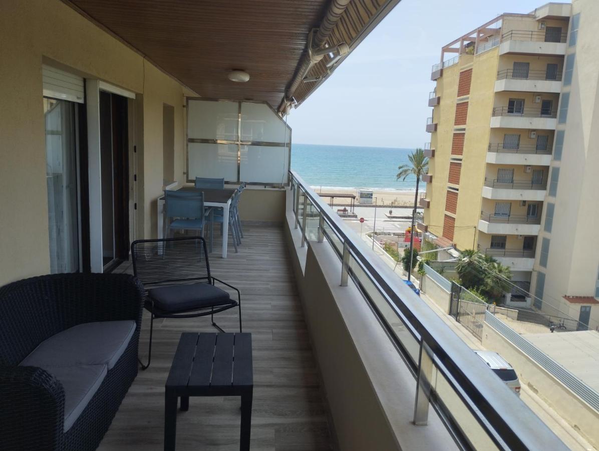 Atico Frente Al Mar Con Parking Para 5 Personas Apartment Calafell Ngoại thất bức ảnh