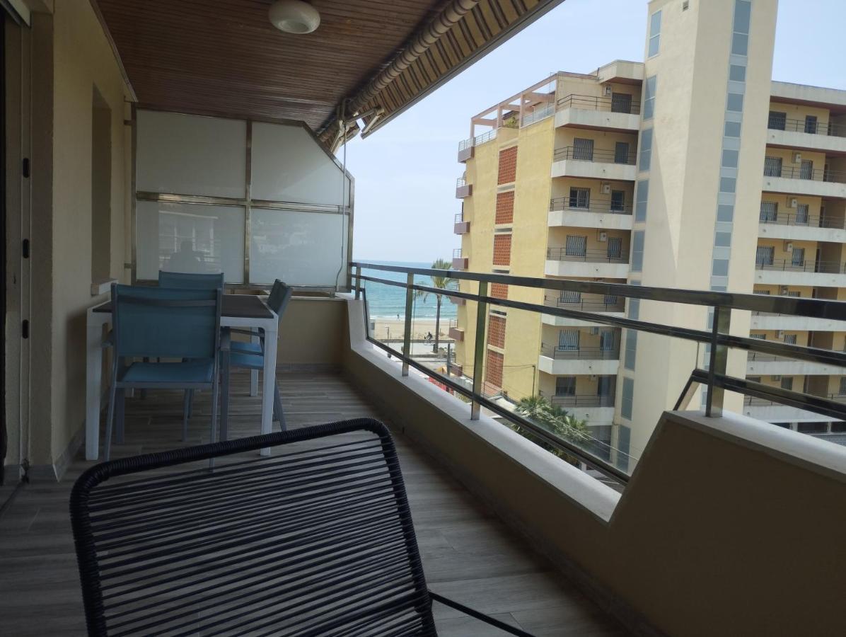 Atico Frente Al Mar Con Parking Para 5 Personas Apartment Calafell Ngoại thất bức ảnh